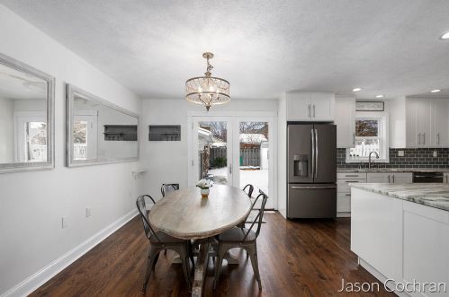 907 Wealthy St, Grand Rapids MI 49506-1515 exterior