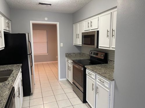 1414 7th St, Irving TX  75060-3749 exterior