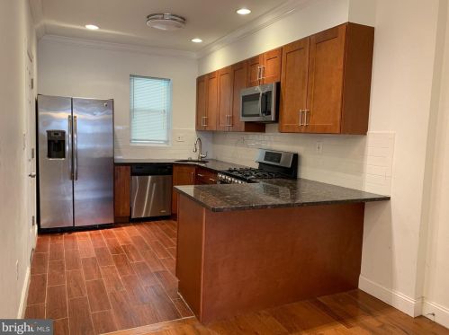 2115 Dickinson St, Philadelphia PA  19146-4503 exterior