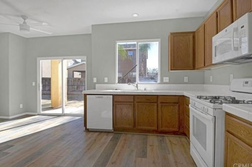 1747 Benedetto Pt, Perris CA 92571 exterior