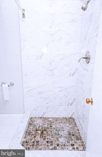 15301 Manor Village Ln, Rockville MD 20853-1820 exterior