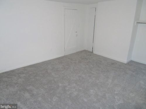 123 Levering St, Philadelphia PA 19127-1403 exterior