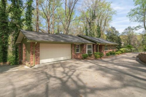 1953 Lyle Ave, Atlanta, GA 30337-1109