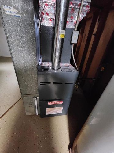 10405 Hobkirk Dr, Saint Louis MO 63137-3748 exterior