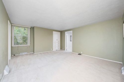 2121 Magnolia St, Pittsburgh PA exterior