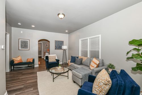 3722 7 St, Milwaukee WI 53212-1437 exterior