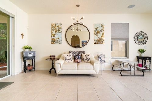 236 Coconut Key Way, Fort Pierce FL 34986-1911 exterior