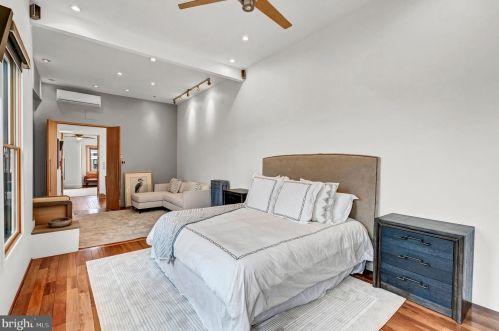 2728 13th St, Washington DC 20018-3901 exterior