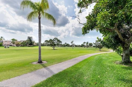 3115 Boca Ciega Dr, Naples FL 34112-6105 exterior