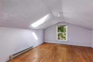 104 127th St, Seattle, WA 98177-4233