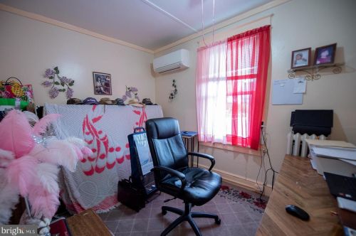 857 Prince St, Lancaster PA 17603-5811 exterior