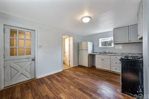 15 Douglas St, Perth Amboy NJ  08863-2205 exterior