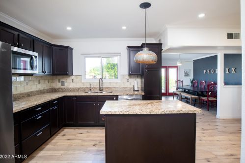 7747 13th St, Phoenix AZ  85020-4224 exterior