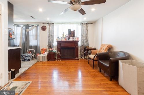 7934 Gilbert St, Philadelphia PA 19150-2506 exterior