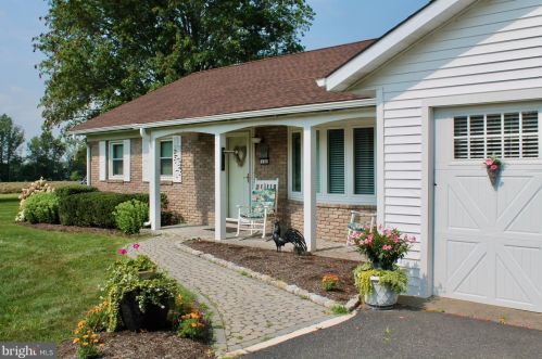 136 Keystone Rd, Quakertown, PA 18951-4618