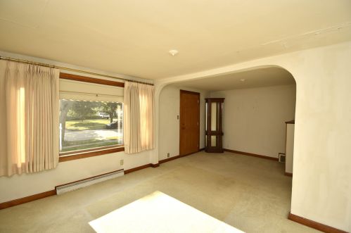 3259 97, Milwaukee WI 53222-3458 exterior