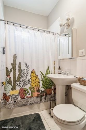 4326 Avers Ave, Chicago IL 60618-1013 exterior