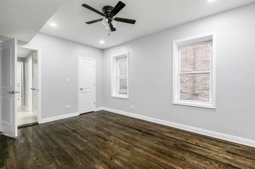 5410 Kimball Ave, Chicago IL  60625-4620 exterior