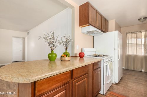 5501 39th Ave, Phoenix AZ 85029-3119 exterior