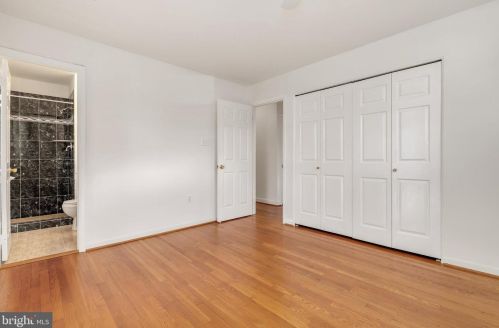 4216 Landgreen St, Rockville MD 20853-2731 exterior