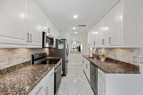 7979 Eastlake Dr, Boca Raton FL 33433-2114 exterior