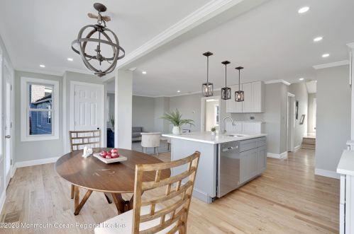 220 Bay Dr, Berkeley Township NJ 08721-3119 exterior