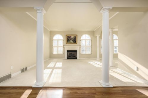 205 Golfview Dr, Plainwell MI  49080-9118 exterior