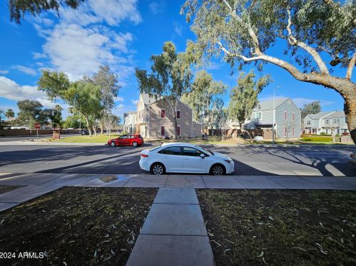 1601 Saba St, Chandler AZ  85225-0902 exterior