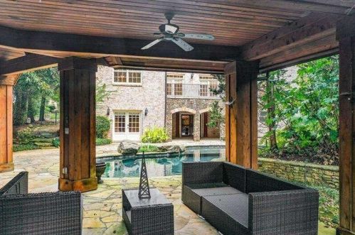 700 Brookwoods Trce, Atlanta GA 30342-2473 exterior