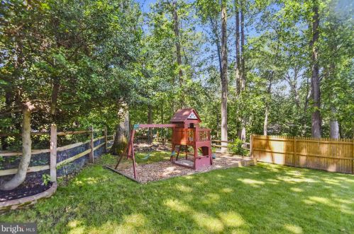 10316 Gainsborough Rd, Rockville MD 20854-4043 exterior