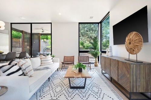 205 El Paso St, Austin TX 78704-6321 exterior