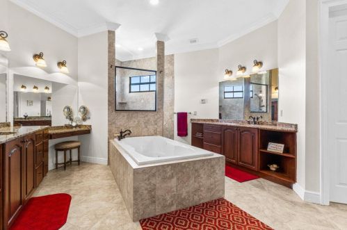 5811 Blue Bonnet Ct, Fort Pierce FL  34986-4186 exterior