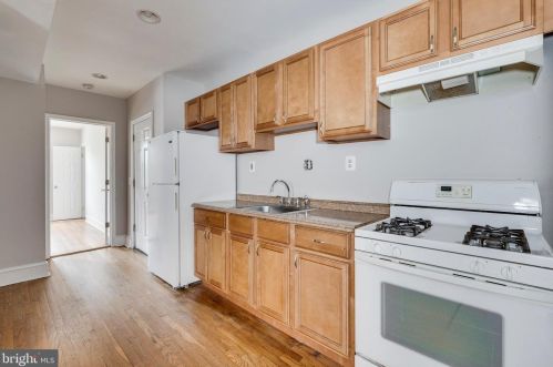 1320 T St, Washington DC 20009-4438 exterior