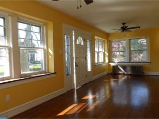 1142 Bon Air Rd, Pittsburgh PA  19083-3213 exterior