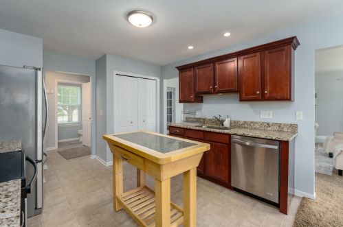 4715 Geneva Ave, Kalamazoo MI  49024-3031 exterior