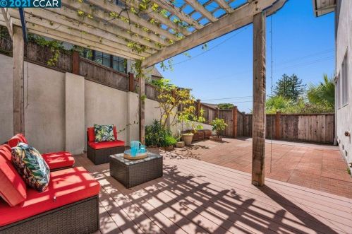 901 Hilldale Ave, Berkeley CA 94708-1438 exterior