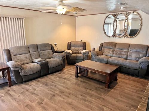 5072 Roberts Dr, Frisco TX 75056-1623 exterior