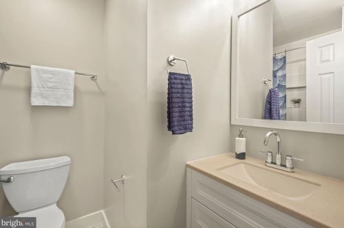 4506 Morgal St, Rockville MD 20853-2165 exterior