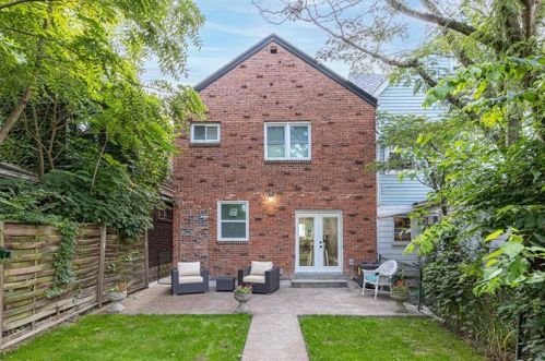 607 Kirtland St, Pittsburgh PA  15208-2826 exterior