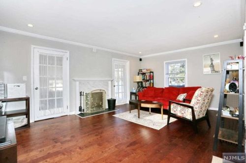 309 Elm St, Oradell NJ  07649-2261 exterior