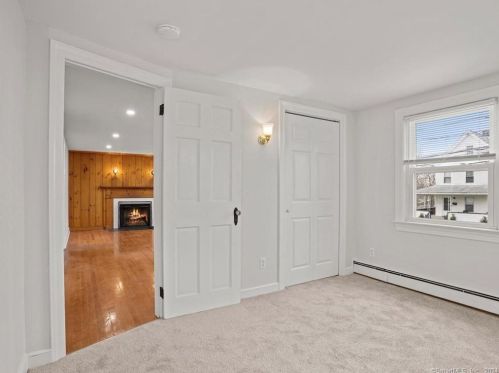 76 Stuart Ave, Norwalk CT 06850-3131 exterior