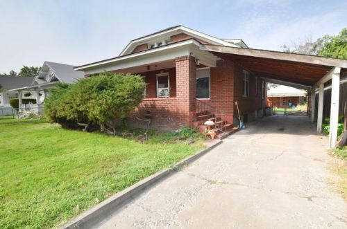 408 9 Ave, Yakima WA  98902-3519 exterior