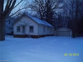 25566 Hedgewood Dr, Cleveland, OH 44145-4018