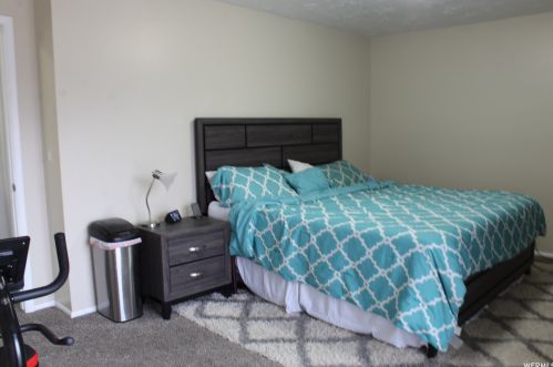 695 8800, Sandy UT 84070-1748 exterior