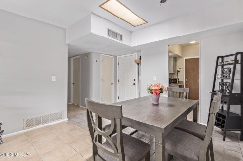 5070 Martin Ave, Tucson AZ 85713-3756 exterior