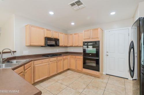 4814 Canary Grass Dr, Tucson AZ  85756-5264 exterior