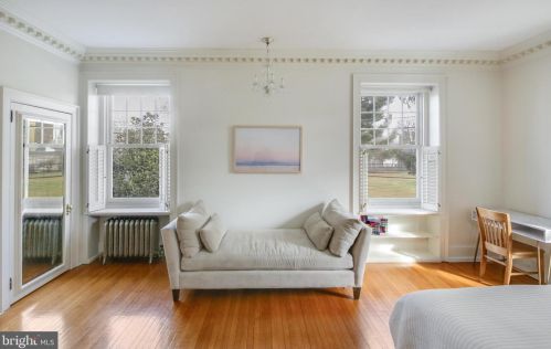 5800 Greene St, Philadelphia PA  19144-2704 exterior