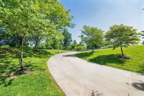 201 Fairview Ave, Pittsburgh PA 15238-3317 exterior