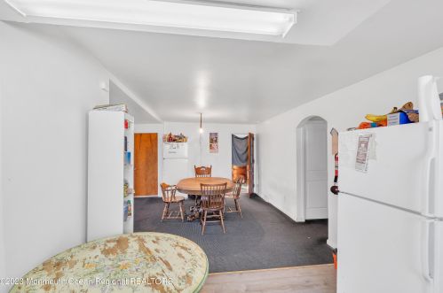 204 Channel Dr, Point Pleasant Beach NJ 08742-2619 exterior