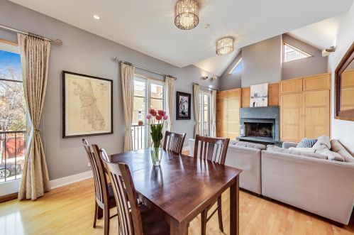 1453 Belden Ave, Chicago IL 60647-3220 exterior